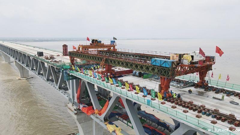 公路板架通-大桥局 公路板架通-大桥局